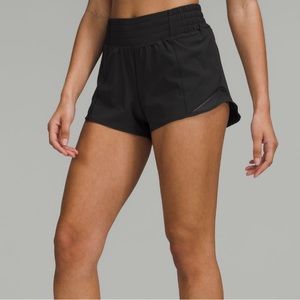 Lululemon High Rise Hotty Hot Shorts Size 4